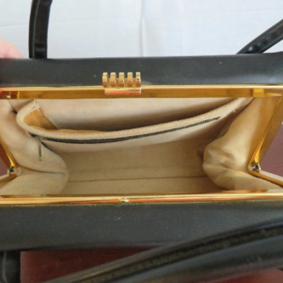 Vintage 60's Hardshell HANDBAG Suede Interior (734) - Picture 5 of 6